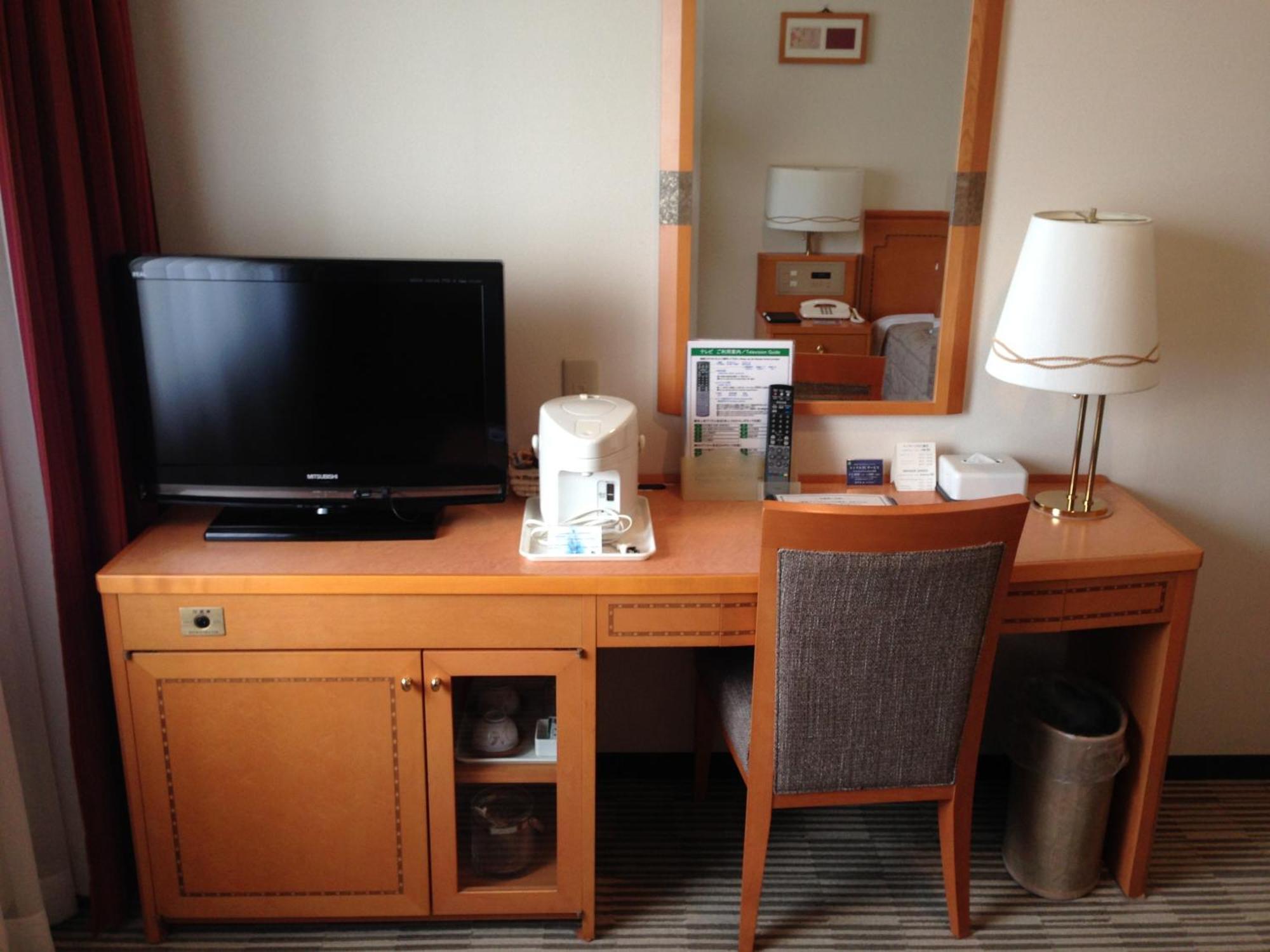 นาวิออส โยโกฮามะ Hotel โยโกฮาม่า ภายนอก รูปภาพ